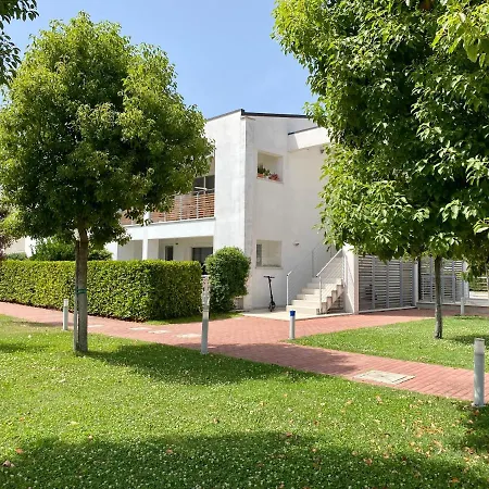 Paradise Apartment